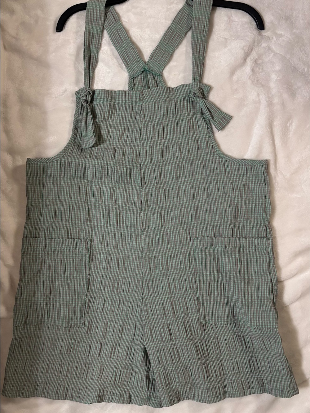 🌴🌴🌴Smocked Tie-Shoulder Romper in Sage Green - Picture 3 of 7